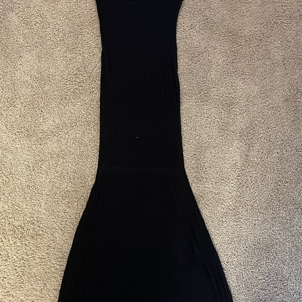 Elegant Black Maxi Dress